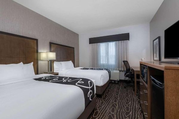 La Quinta Inn Ste Fairbanks Airport